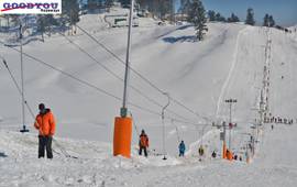 滑雪场拖牵索道